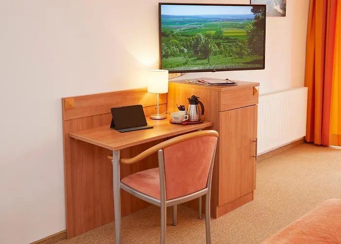 Land- Und Aktivhotel Altmuehlaue