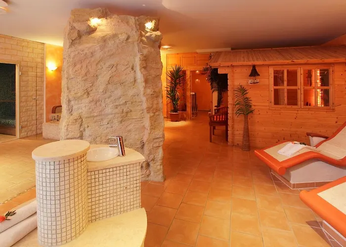Land- Und Aktivhotel Altmuehlaue 3*