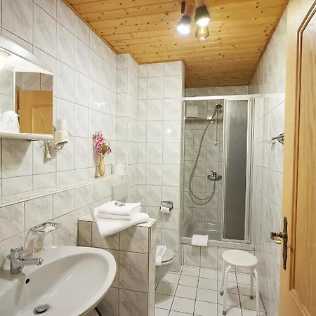 Land- Und Aktivhotel Altmuehlaue Отель Бад-Родах