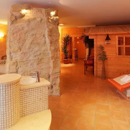 Land- Und Aktivhotel Altmuehlaue 3*