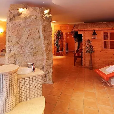 Hotell Land- Und Aktivhotel Altmuehlaue 3*