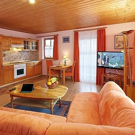 Land- Und Aktivhotel Altmuehlaue Hotell 3*
