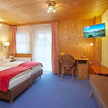 Land- Und Aktivhotel Altmuehlaue 3*