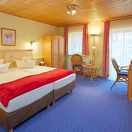 Hotell Land- Und Aktivhotel Altmuehlaue 3*