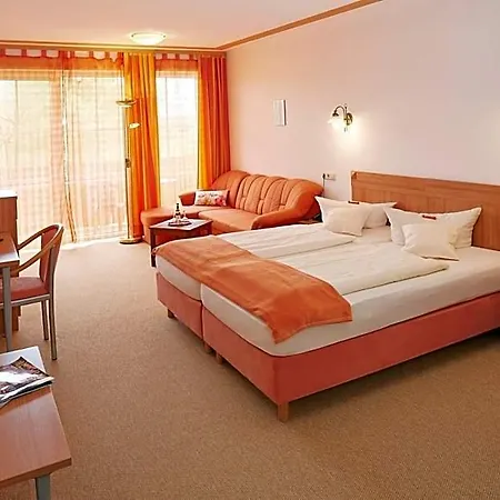 Land- Und Aktivhotel Altmuehlaue